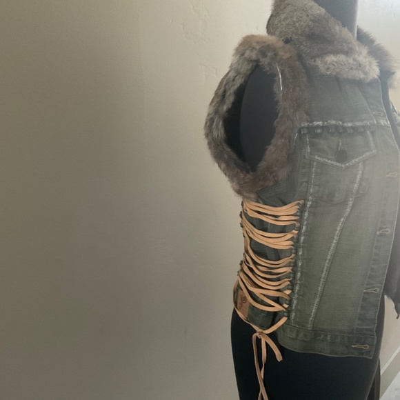 Christian Lacroix Vintage Fur Vest - Picture 2 of 4